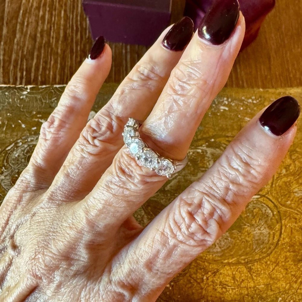 Solid 14k white gold 5 stone anniversary band ring 6.25 - Picture 5 of 16